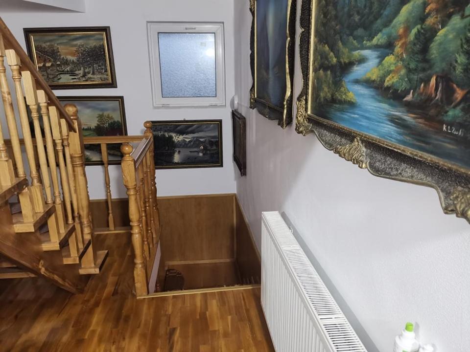 Hotel Stars Livezeni Ivanesti Zewnętrze zdjęcie