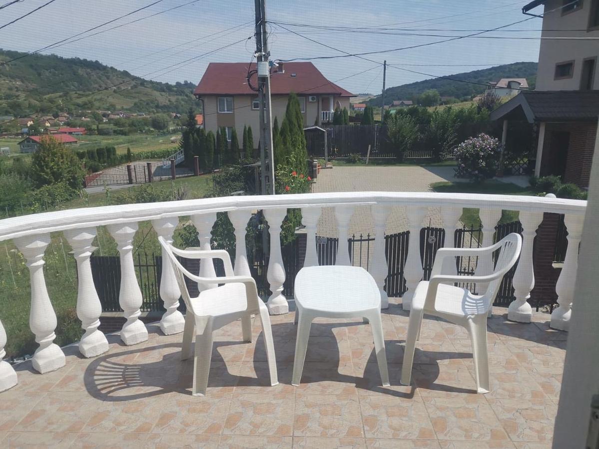Hotel Stars Livezeni Ivanesti Zewnętrze zdjęcie